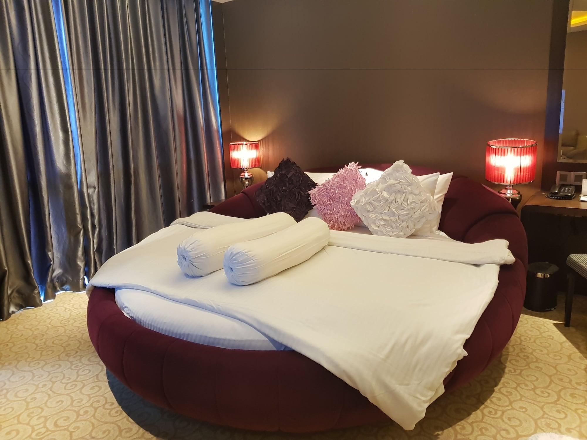 Ksl Hotel & Resort Τζόχορ Μπάχρου Εξωτερικό φωτογραφία A room at the hotel