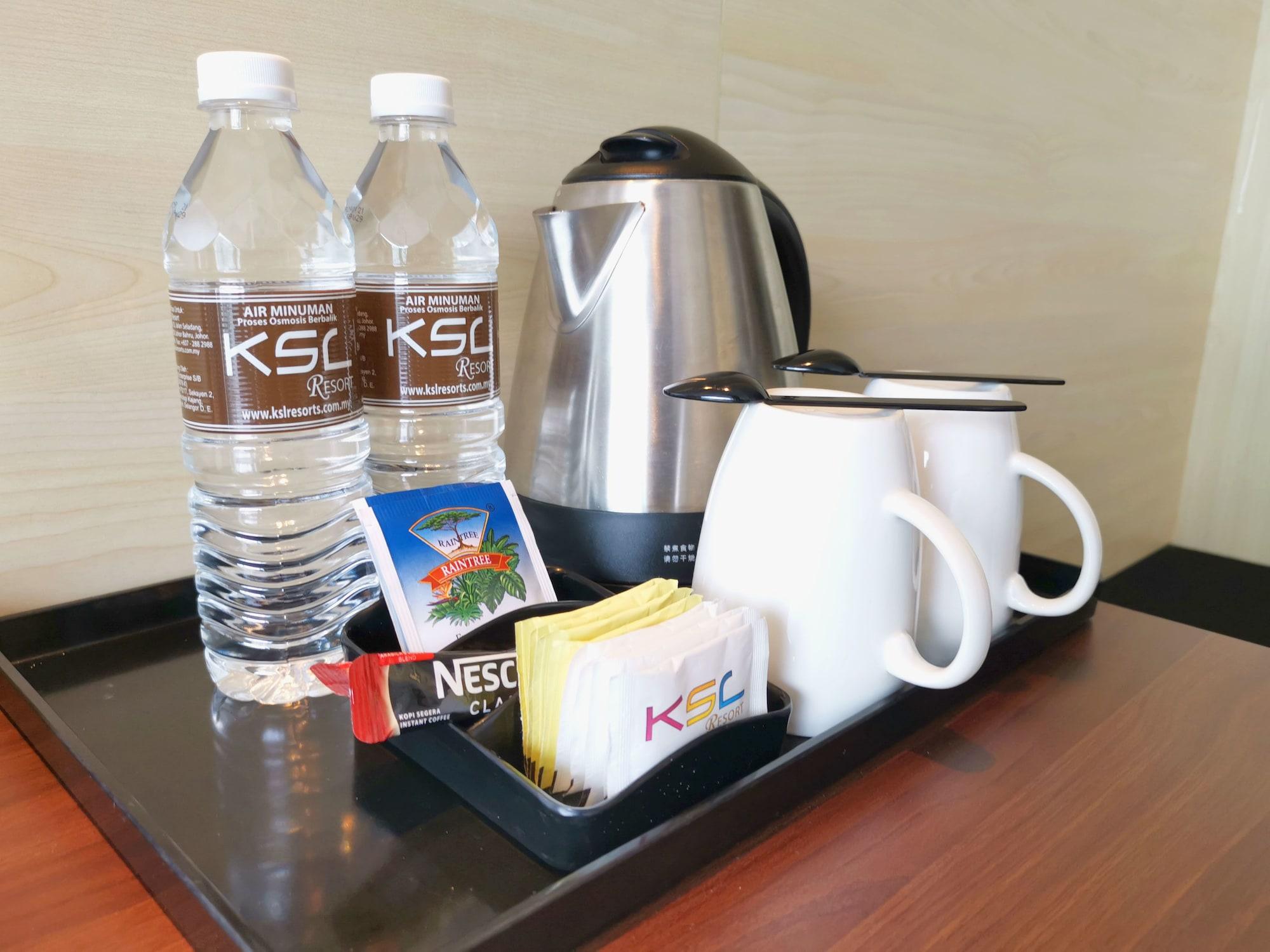 Ksl Hotel & Resort Τζόχορ Μπάχρου Εξωτερικό φωτογραφία K-S-C water