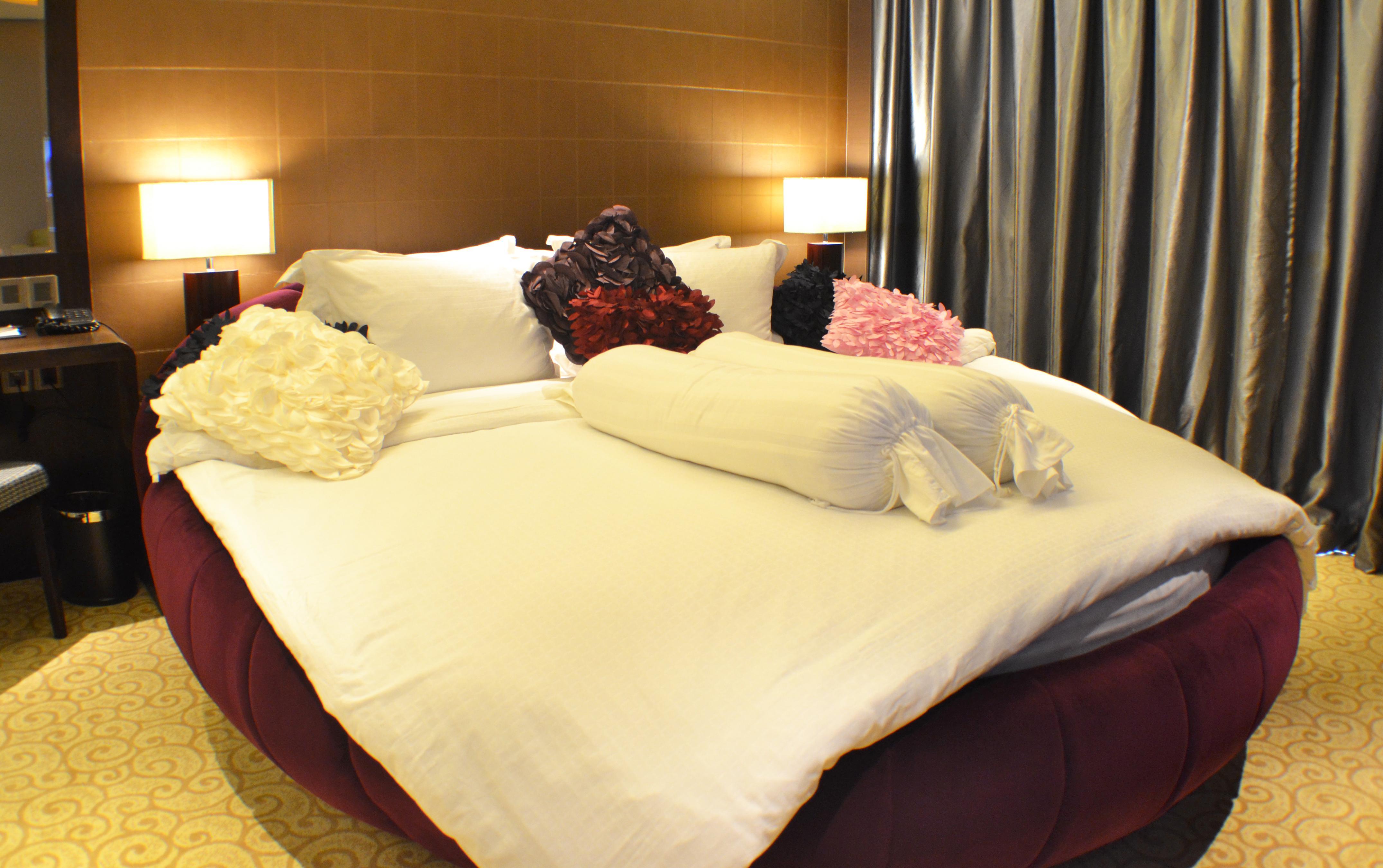 Ksl Hotel & Resort Τζόχορ Μπάχρου Εξωτερικό φωτογραφία A guest room at the hotel
