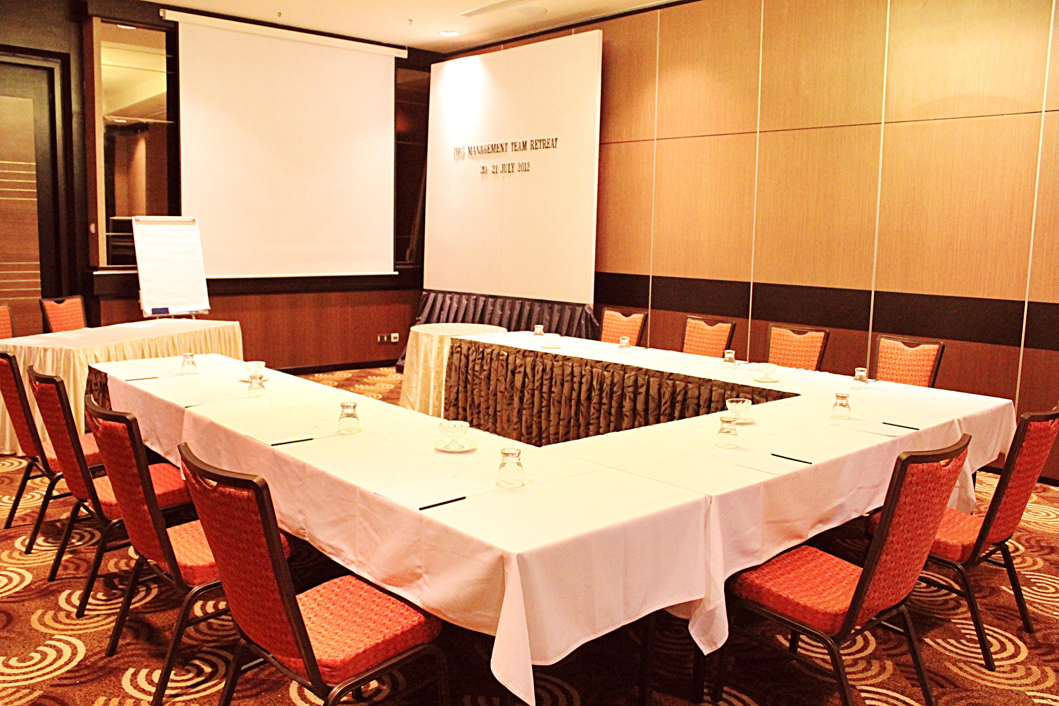 Ksl Hotel & Resort Τζόχορ Μπάχρου Εξωτερικό φωτογραφία The meeting room of the hotel