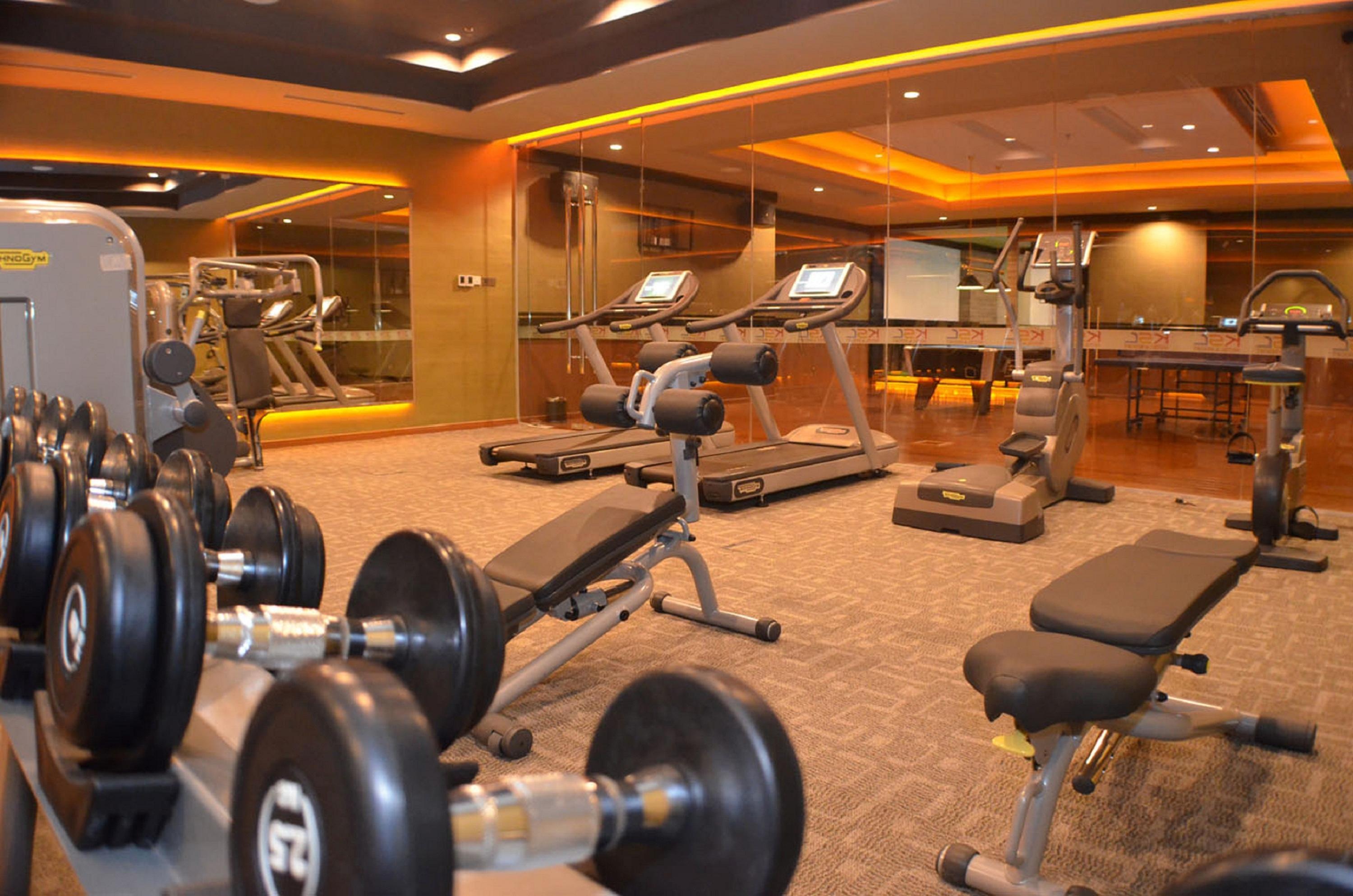 Ksl Hotel & Resort Τζόχορ Μπάχρου Εξωτερικό φωτογραφία The gym at the hotel