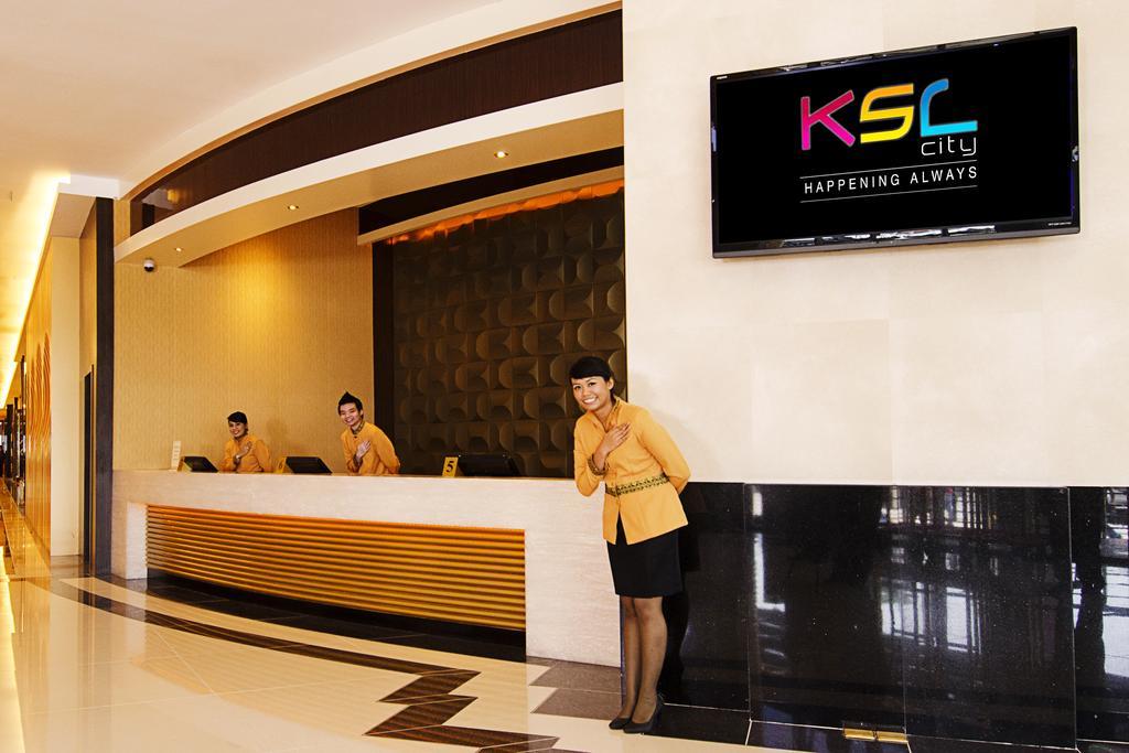 Ksl Hotel & Resort Τζόχορ Μπάχρου Εξωτερικό φωτογραφία Reception area